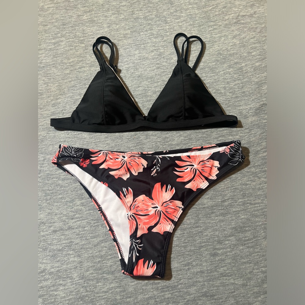 Bikini 2 piece swimsuit‎ women’s L black top hibiscus tropical hi cut bottom new